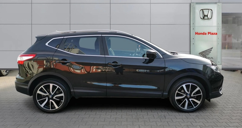 Nissan Qashqai cena 74900 przebieg: 55760, rok produkcji 2016 z Kisielice małe 137